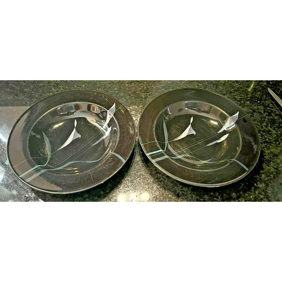 Mikasa Galleria Opus Black Calla Lily FK701 Japan Rim Soup Bowl Set Of 2 - Picture 1 of 11